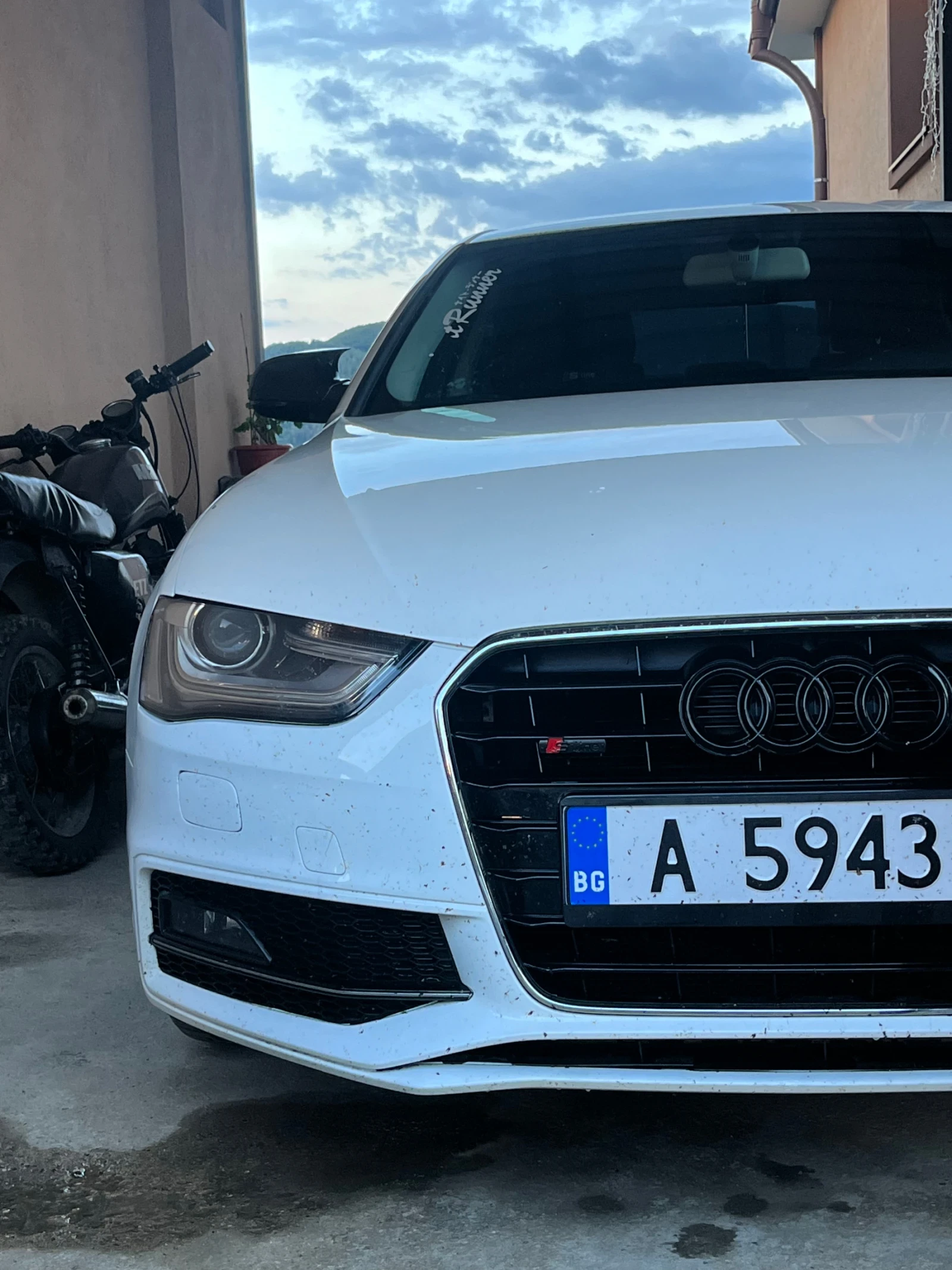 Audi A4 S line ръчка 2.0