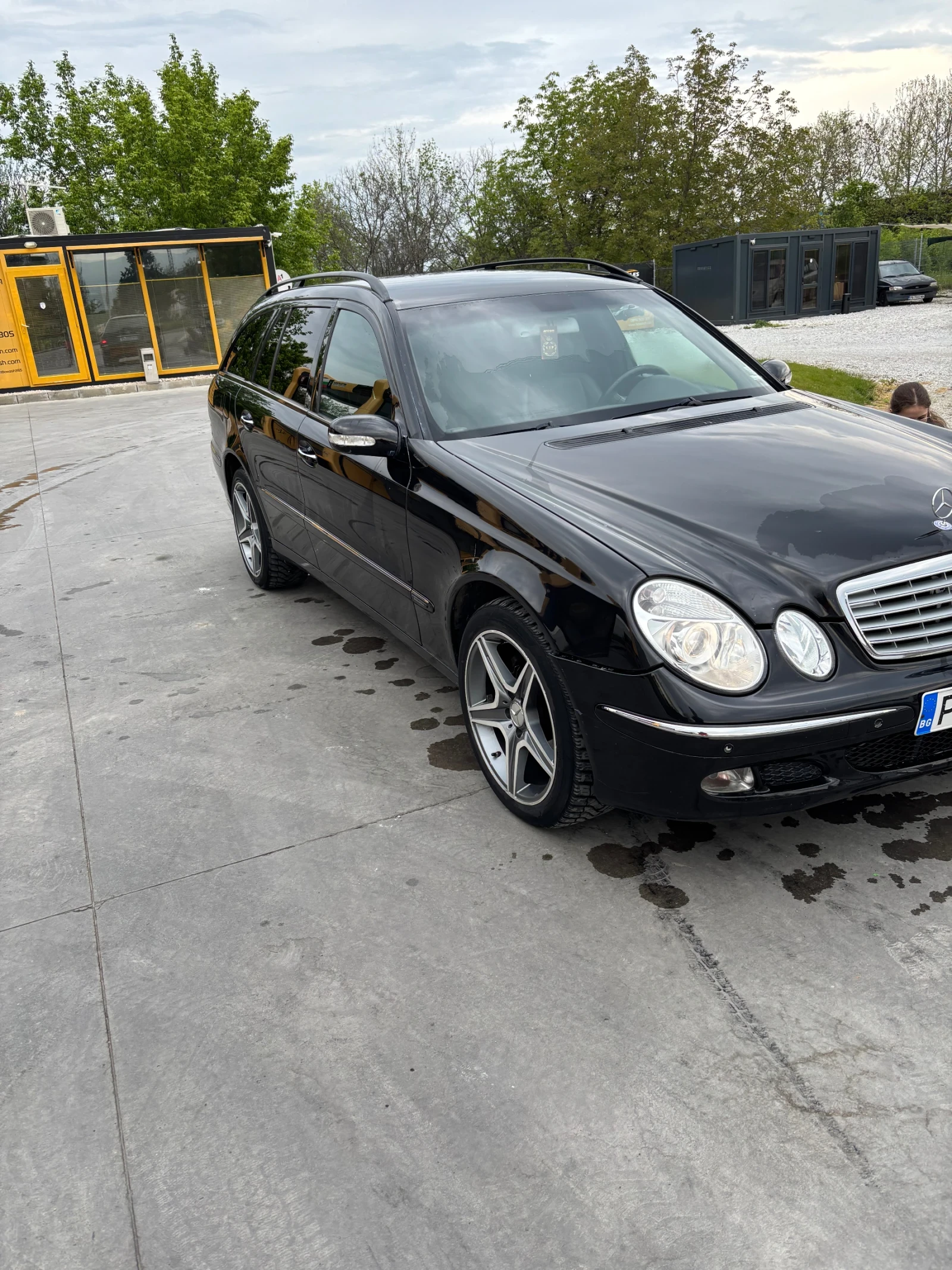 Mercedes-Benz E 320, снимка 4 - Автомобили и джипове - 55994381