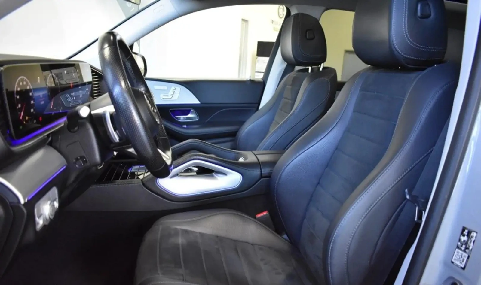 Mercedes-Benz GLE 450 d 4MATIC AMG-LINE, снимка 9 - Автомобили и джипове - 56105557