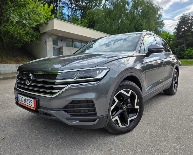 VW Touareg 3.0TDI* FACE* 4MOTION* Въздух* НОВ * ЛИЗИНГ, снимка 2 - Автомобили и джипове - 50484673