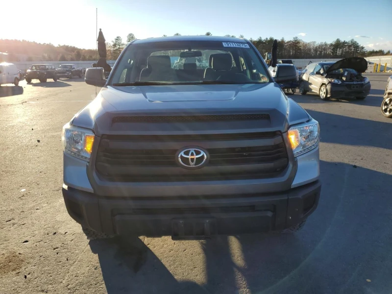 Toyota Tundra  DOUBLE CAB SR 4x4, снимка 5 - Автомобили и джипове - 52416224