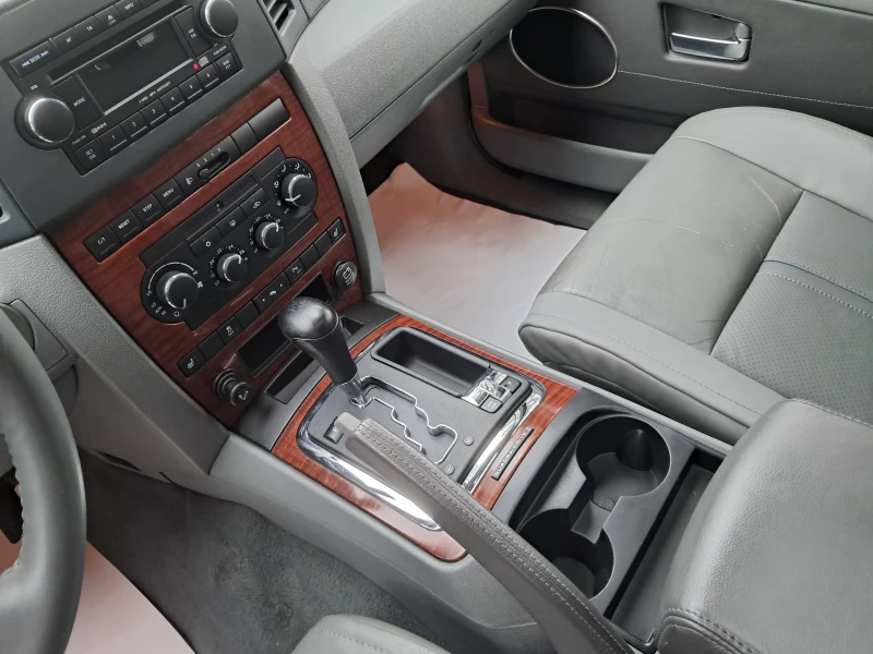 Jeep Grand cherokee 3.0 CRD--169000км-LIMITED, снимка 10 - Автомобили и джипове - 52645941