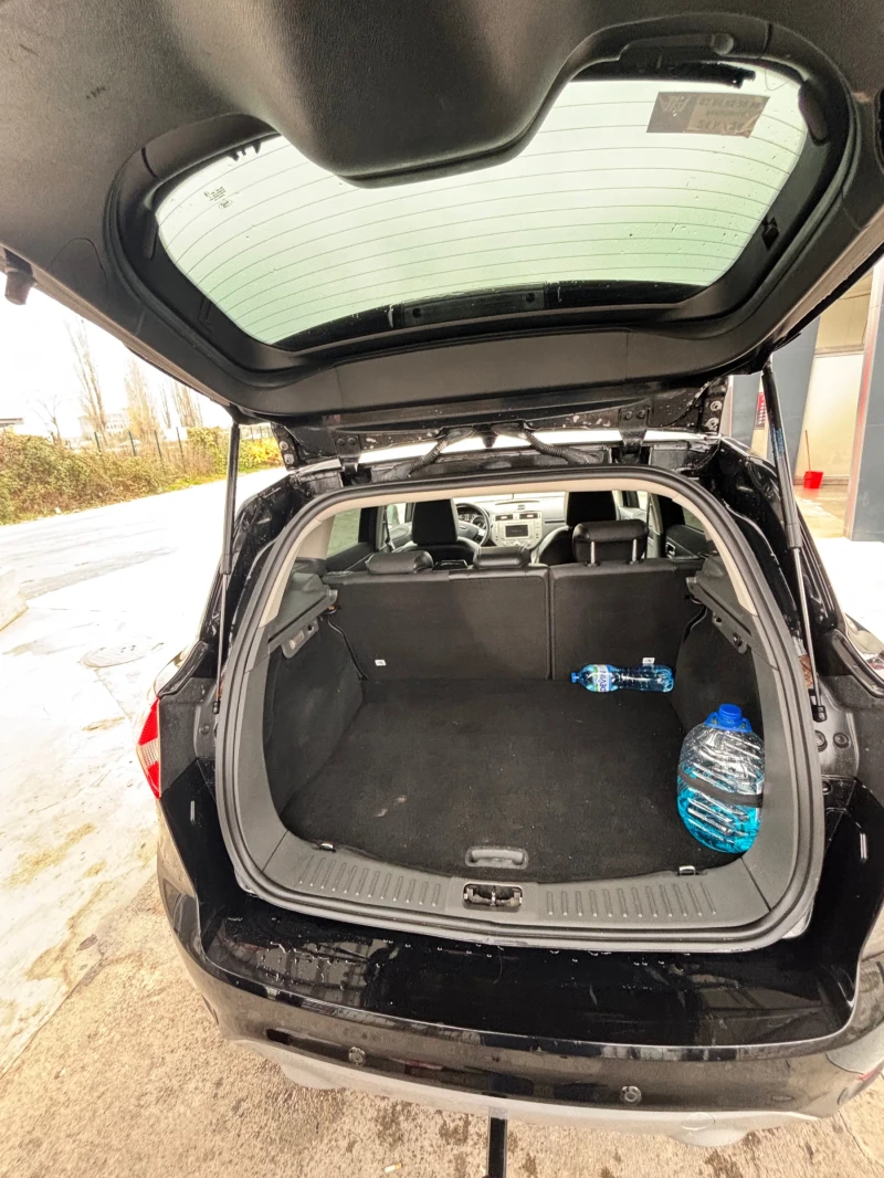 Ford Kuga 2.0 TDC?, снимка 6 - Автомобили и джипове - 52648926