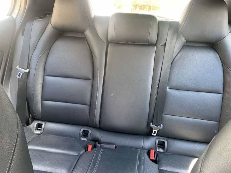 Mercedes-Benz GLA 220 GLA 220CDI 4х4 , снимка 9 - Автомобили и джипове - 52698604