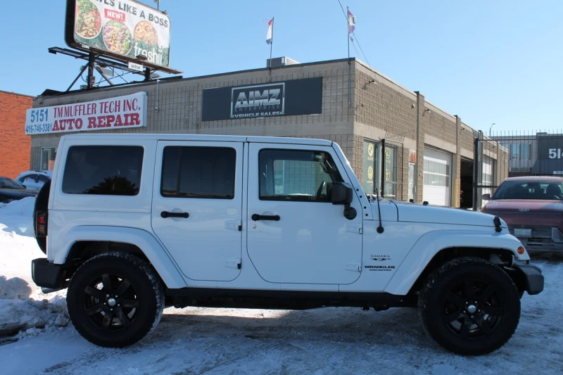 Jeep Wrangler Sahara* Bluetooth* НАВИГАЦИЯ* Hard/Soft Top* Подгр, снимка 2 - Автомобили и джипове - 53362328
