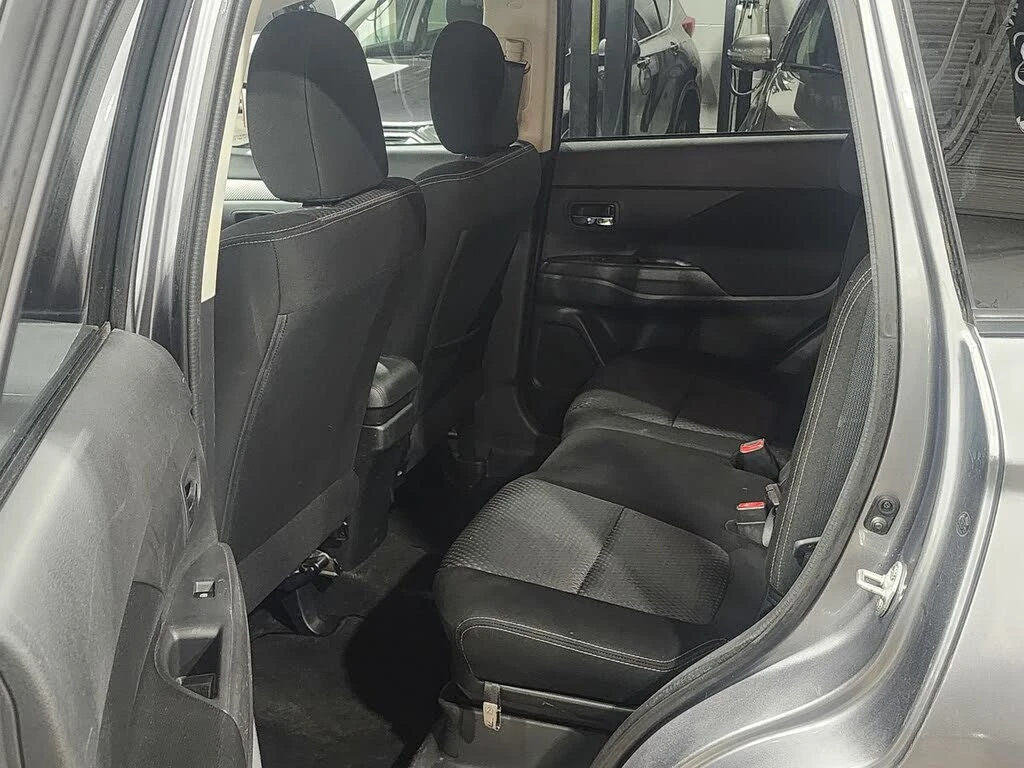 Mitsubishi Outlander ES S-AWC* �������* ������* ������ ����� | Mobile.bg � ����������� 14