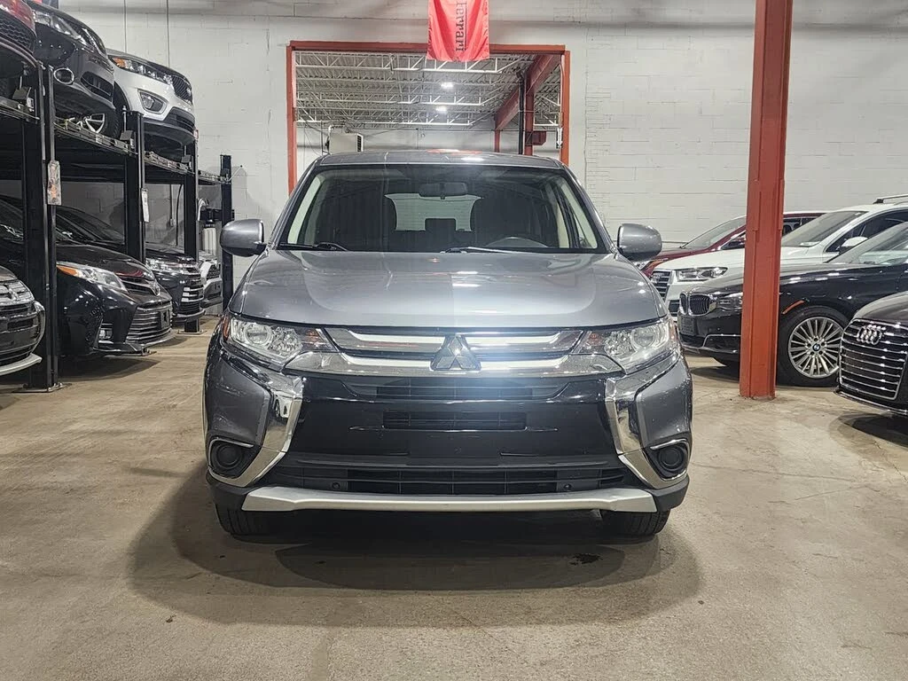Mitsubishi Outlander ES S-AWC* ПОДГРЕВ* КАМЕРА* МЪРТВА ТОЧКА - изображение 2