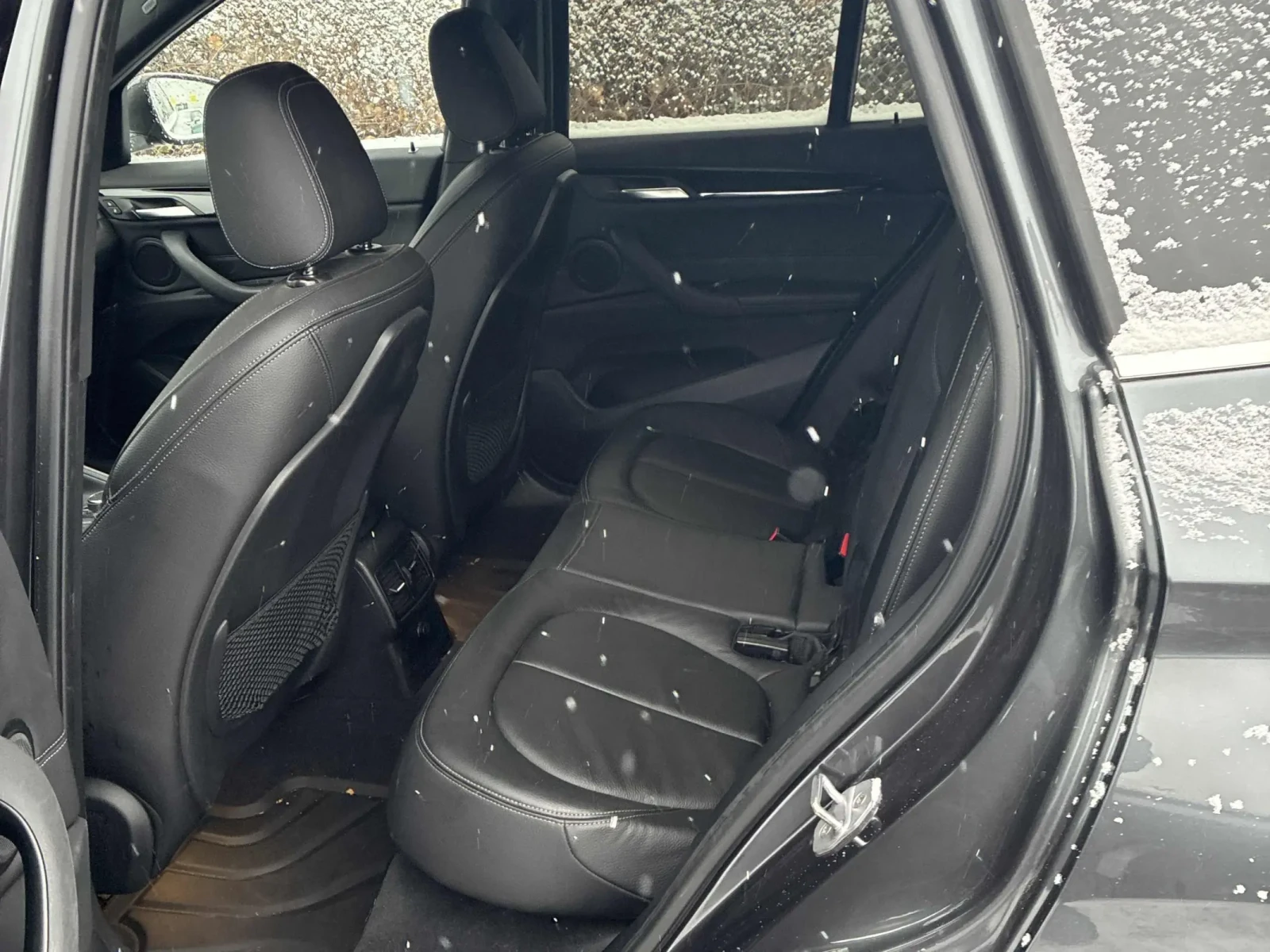 BMW X1 * 28i* CARFAX * ��� ������������ ������ | Mobile.bg � ����������� 10