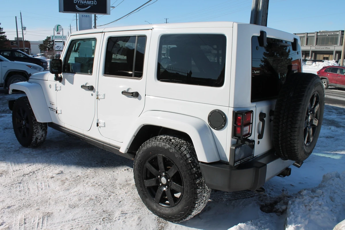 Jeep Wrangler Sahara* Bluetooth* НАВИГАЦИЯ* Hard/Soft Top* Подгр - изображение 4