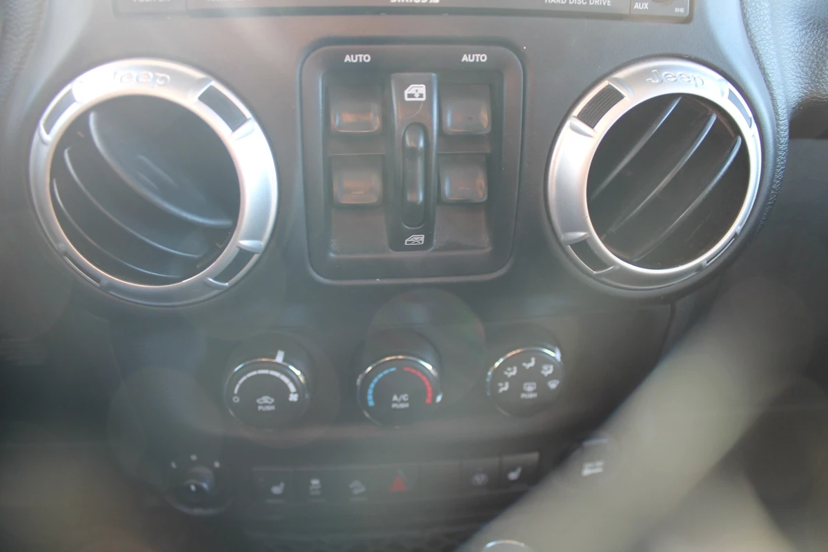 Jeep Wrangler Sahara* Bluetooth* ���������* Hard/Soft Top* ����� | Mobile.bg � ����������� 12