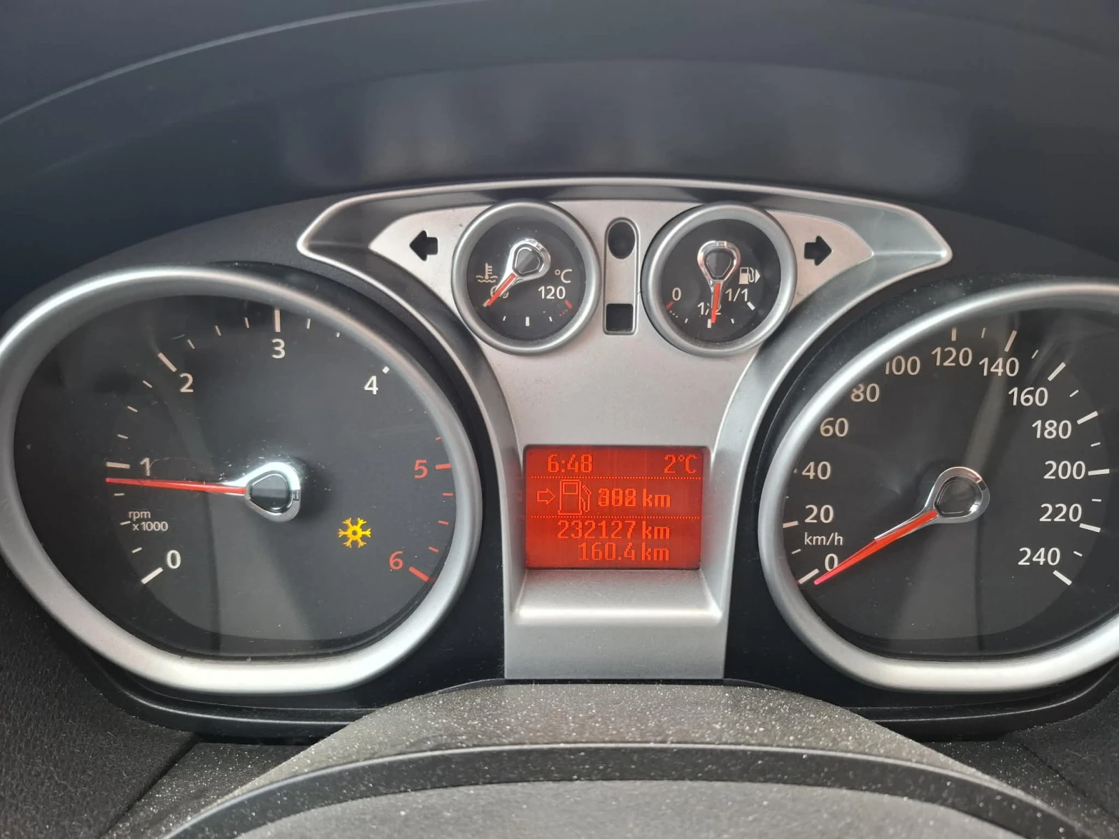 Ford Kuga, снимка 5 - Автомобили и джипове - 53713150