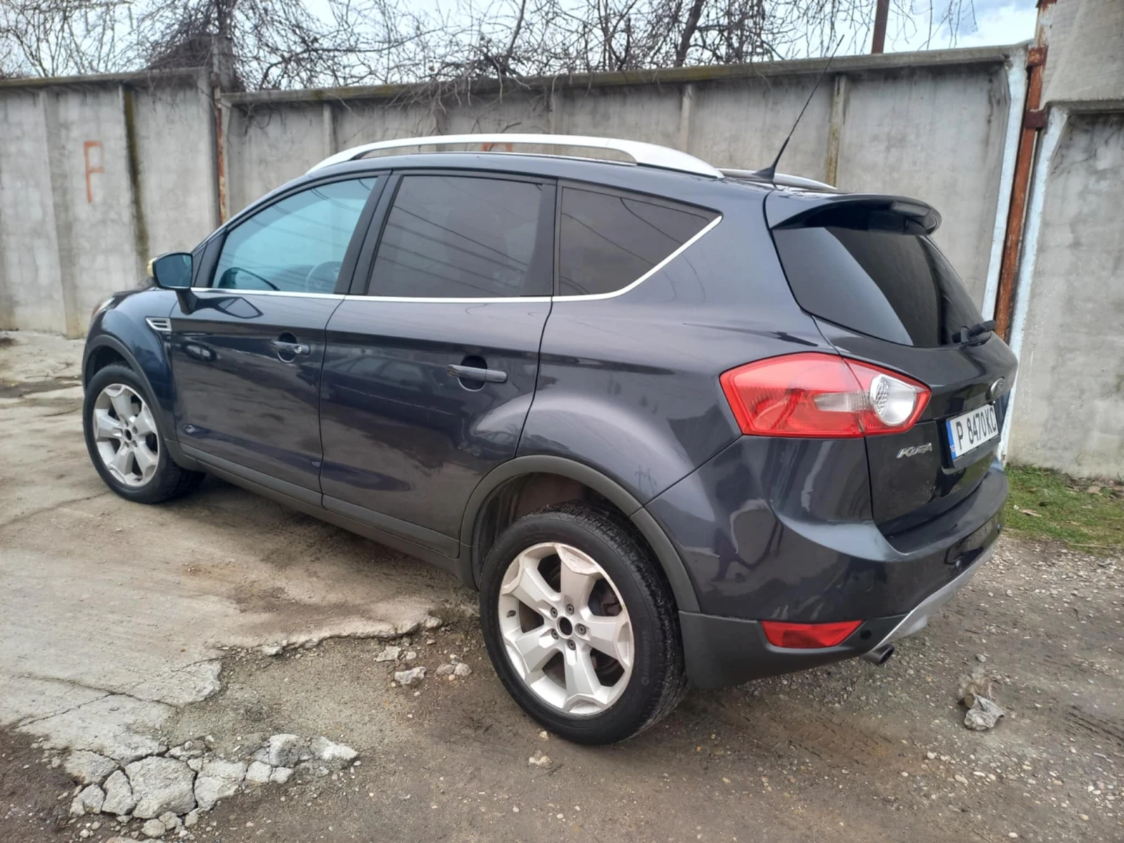 Ford Kuga, снимка 4 - Автомобили и джипове - 53713150
