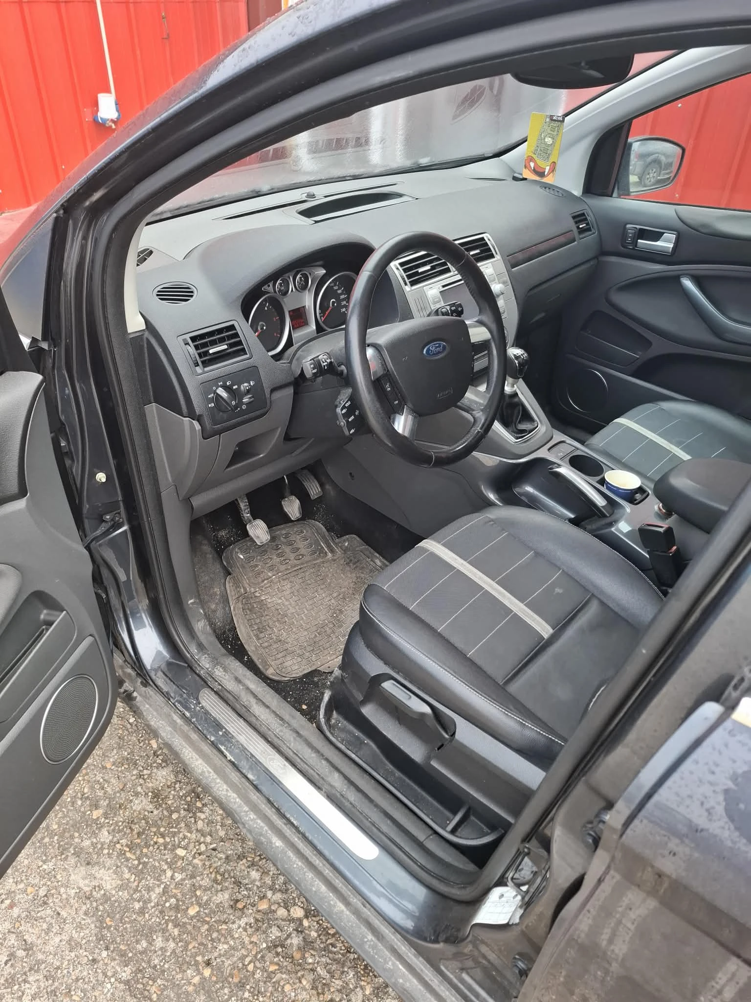 Ford Kuga, снимка 9 - Автомобили и джипове - 53713150