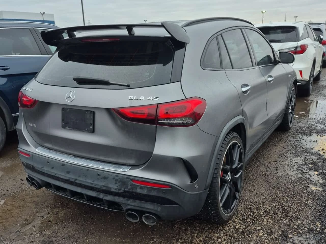 Mercedes-Benz GLA 45 AMG /360/DISTRONIC/BURMESTER, снимка 3 - Автомобили и джипове - 53937356
