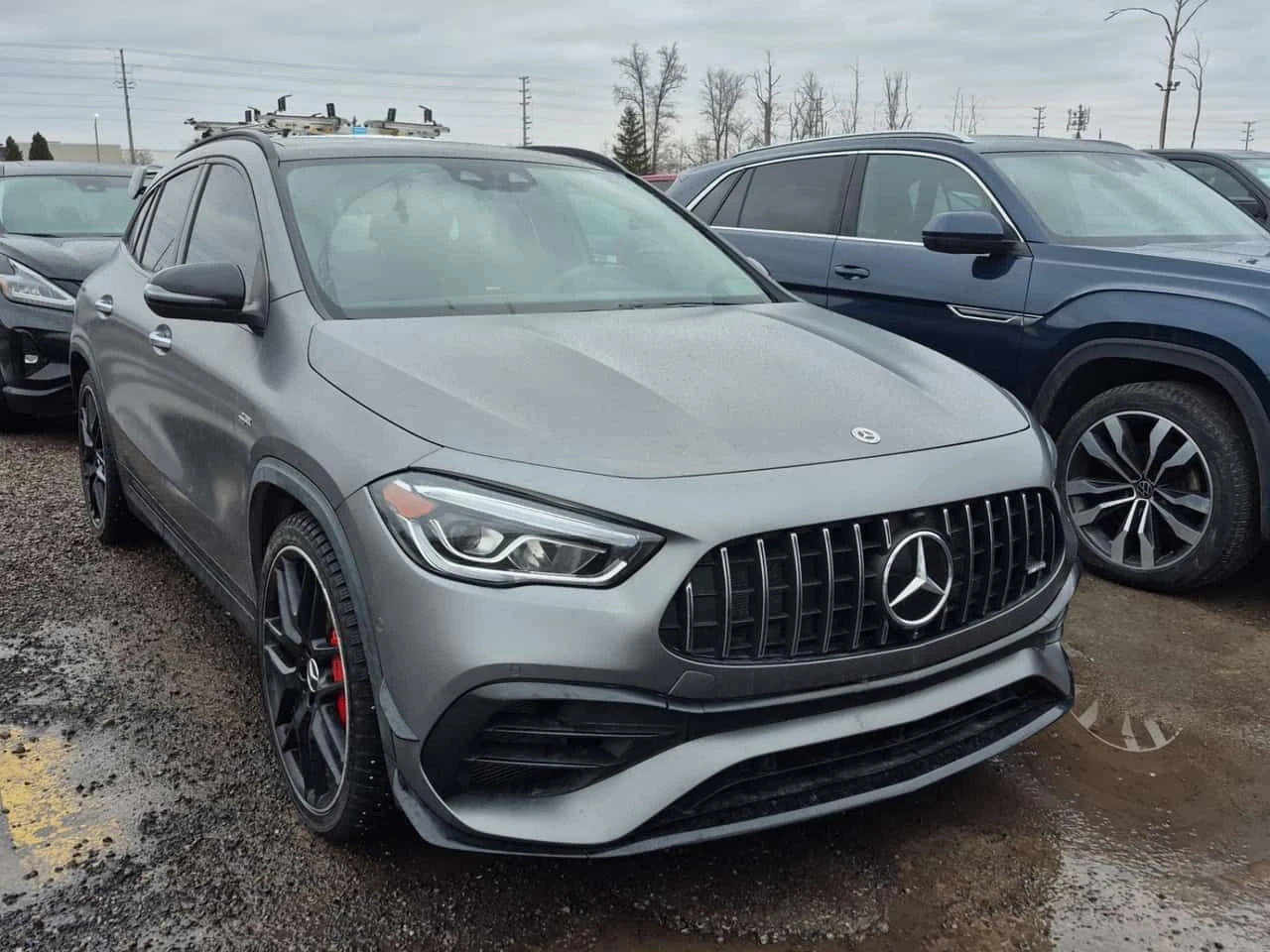 Mercedes-Benz GLA 45 AMG /360/DISTRONIC/BURMESTER, снимка 2 - Автомобили и джипове - 53937356