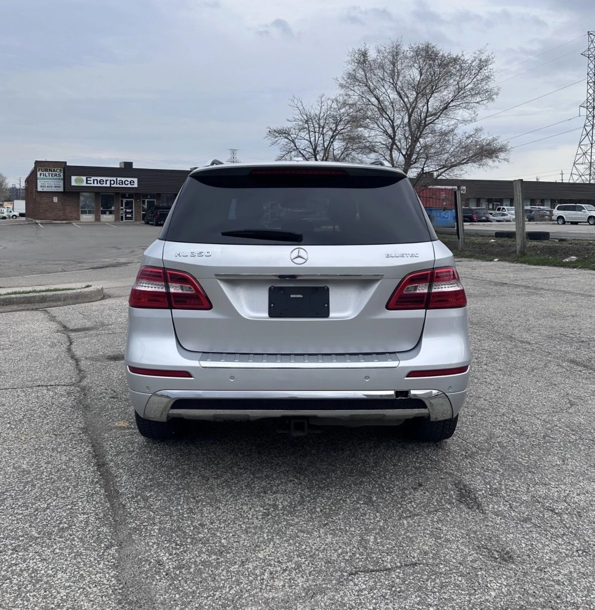Mercedes-Benz ML 350 D * НА ПРУЖИНИ * ПОДРЕВИ * ЦЕНА ДО БГ * CARFAX * , снимка 4 - Автомобили и джипове - 54433377