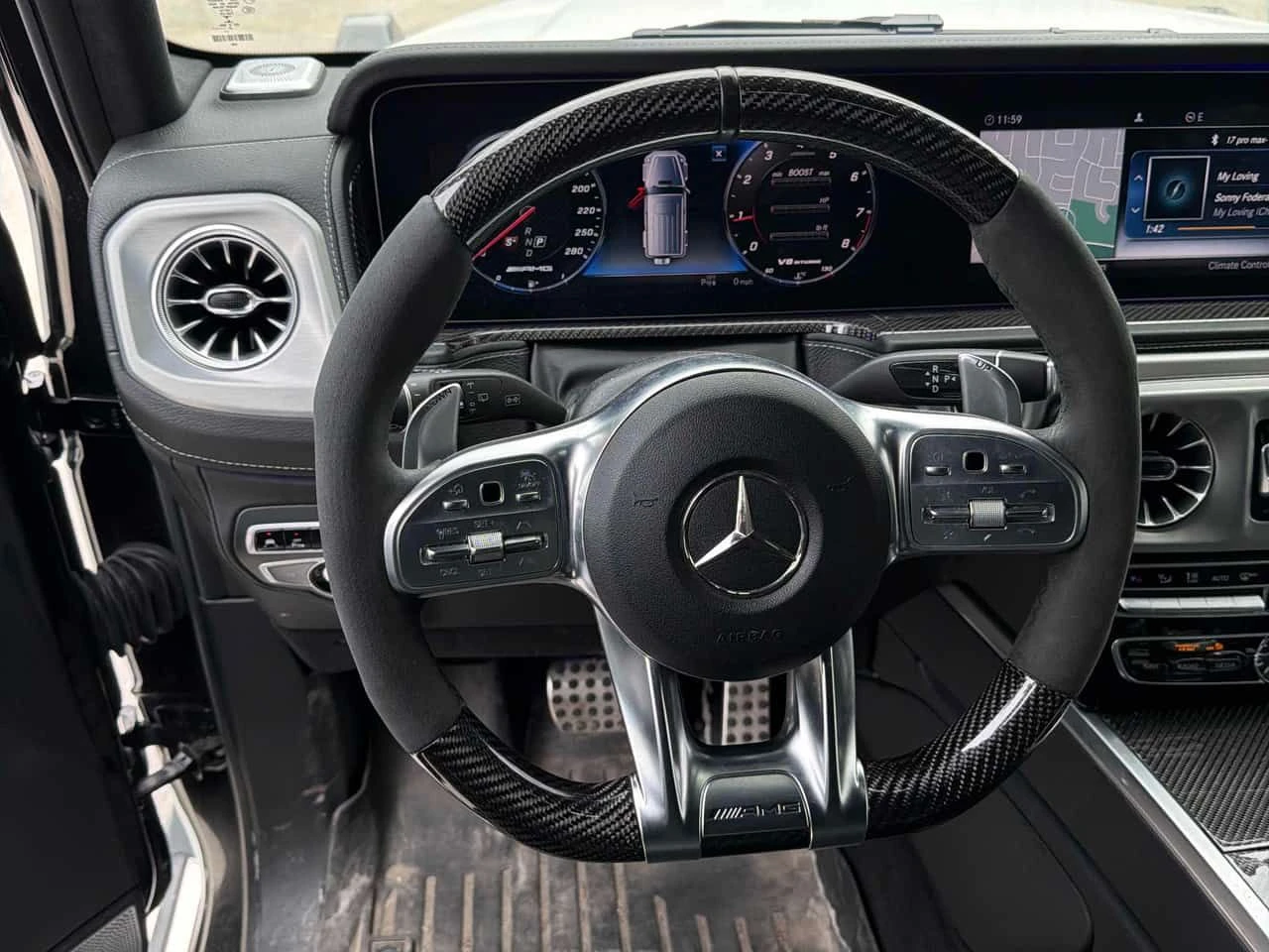 Mercedes-Benz G 63 AMG * CARFAX * АВТОКРЕДИТ БЕЗ ПЪРВОНАЧАЛНА ВНОСКА, снимка 12 - Автомобили и джипове - 54662849
