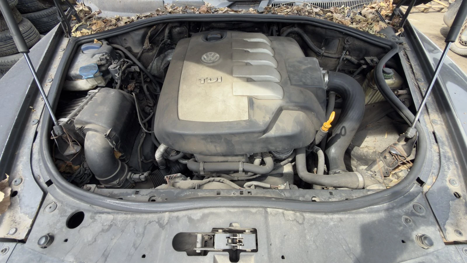 VW Touareg, снимка 6 - Автомобили и джипове - 54878540