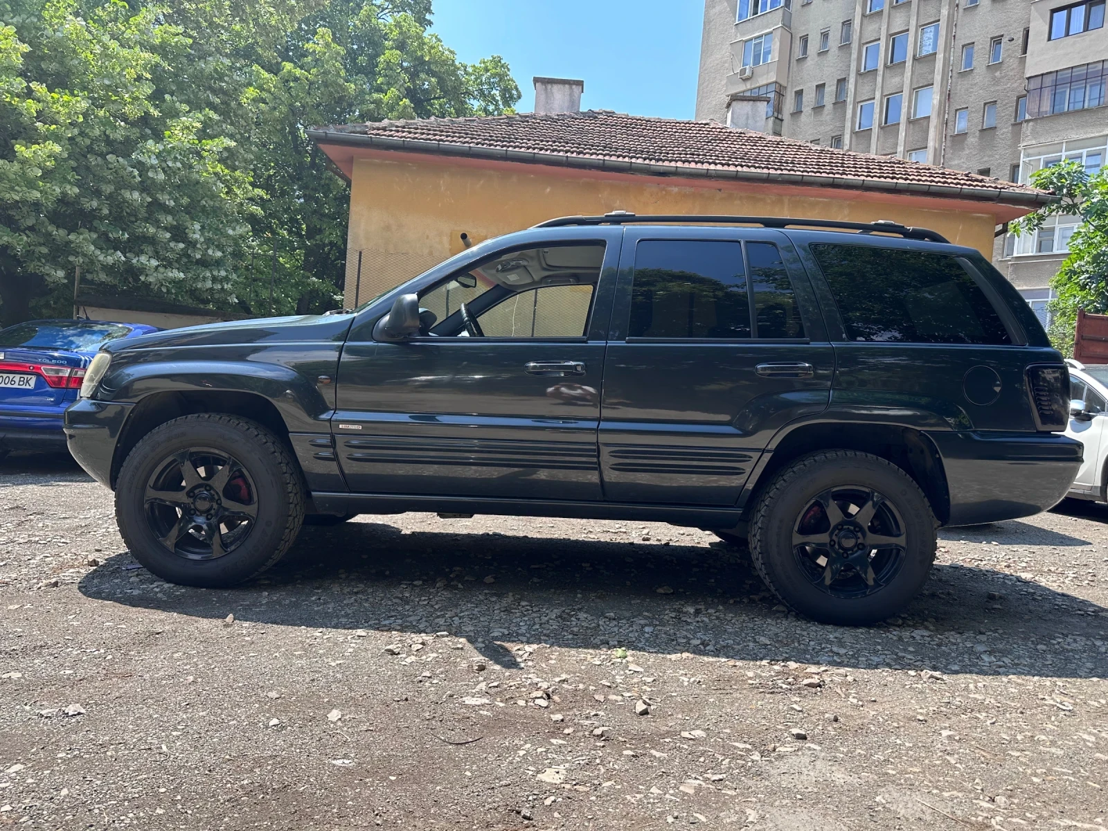 Jeep Grand cherokee 4.7 Quadra-Drive, снимка 2 - Автомобили и джипове - 55436968