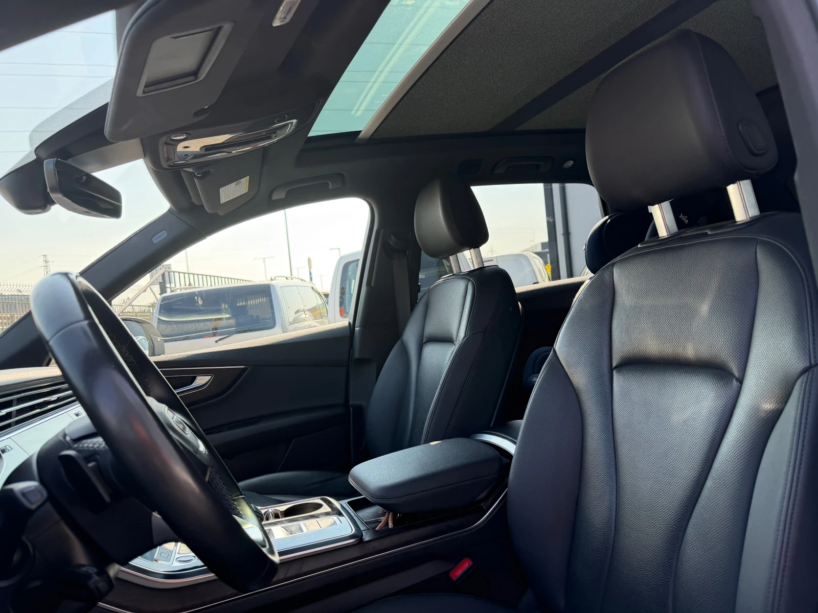 Audi Q7 55TFSI 7 местен Панорама, снимка 10 - Автомобили и джипове - 55455908