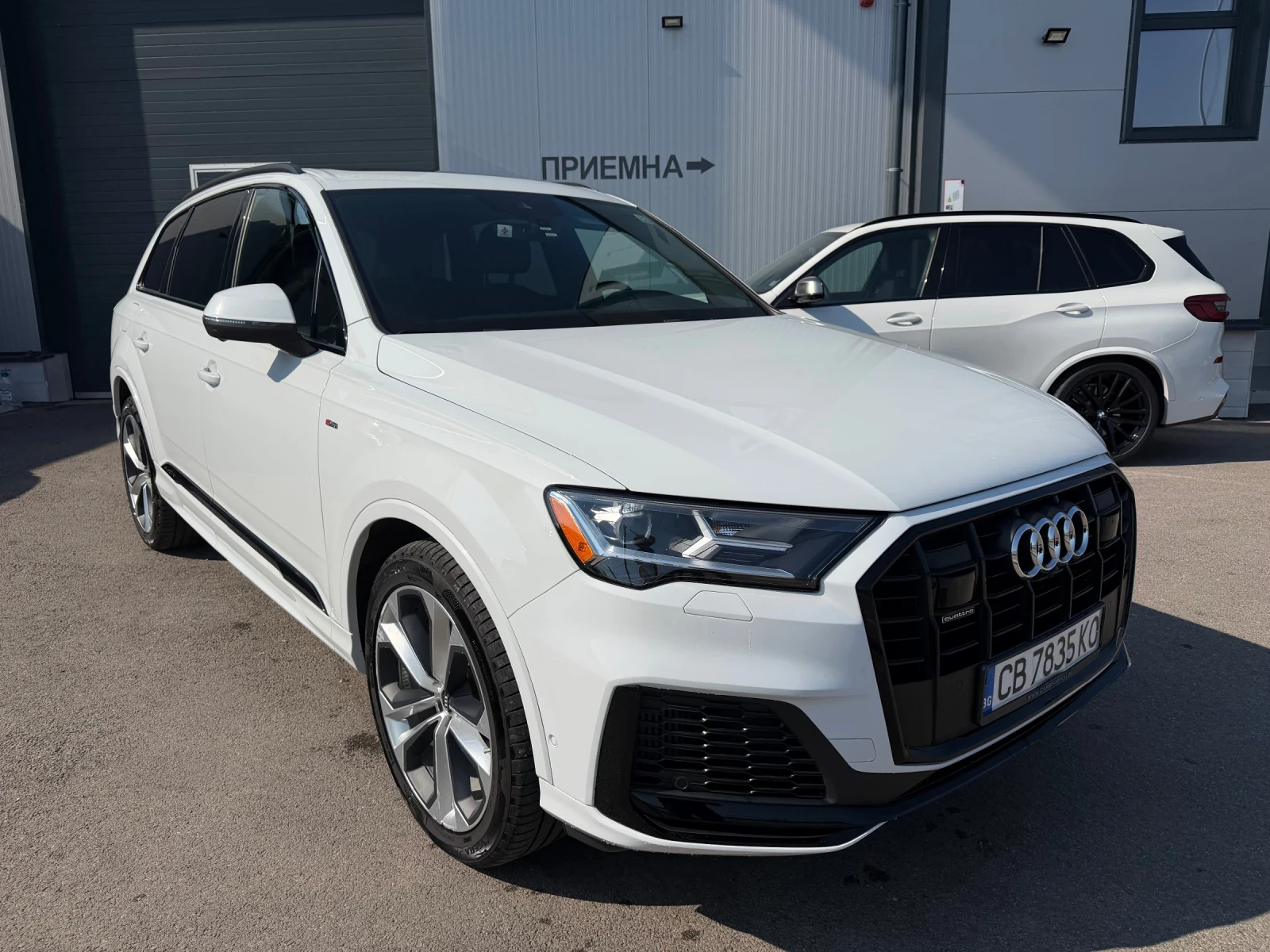 Audi Q7 55TFSI 7 местен Панорама, снимка 2 - Автомобили и джипове - 55455908