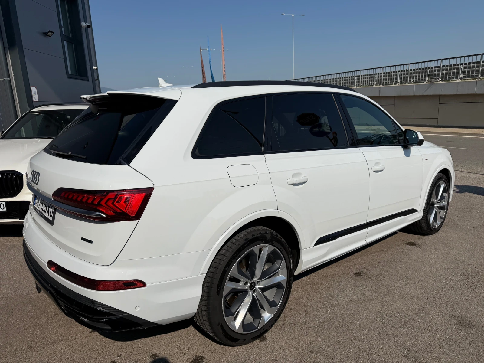 Audi Q7 55TFSI 7 местен Панорама, снимка 4 - Автомобили и джипове - 55455908