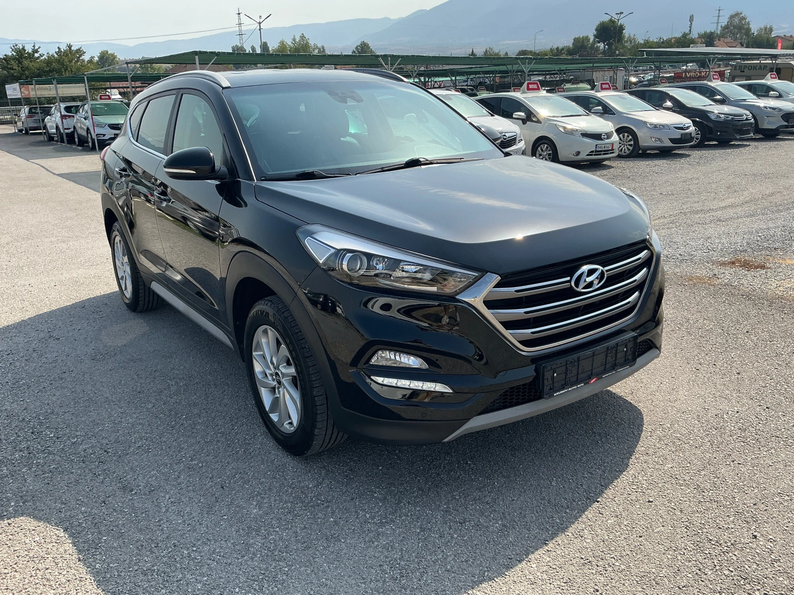 Hyundai Tucson 1.6 GDI, снимка 2 - Автомобили и джипове - 55899102