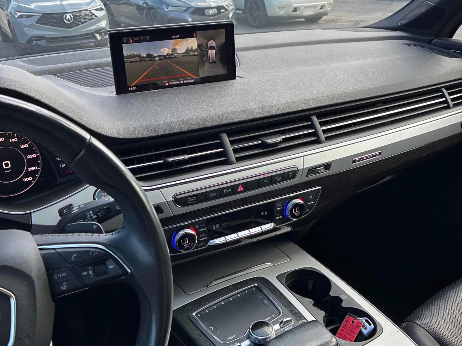 Audi Q7 * CARFAX * FULL DIGITAL * ОБДУХВАНЕ * 360 * , снимка 9 - Автомобили и джипове - 55994796