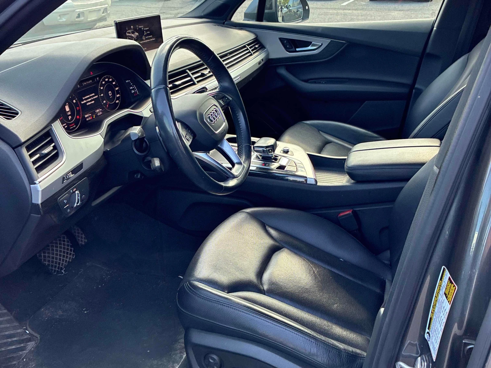Audi Q7 * CARFAX * FULL DIGITAL * ОБДУХВАНЕ * 360 * , снимка 7 - Автомобили и джипове - 55994796