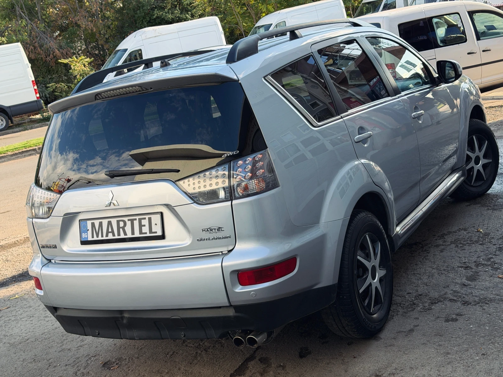 Mitsubishi Outlander 2.2D-ID / 4X4 | Mobile.bg � ����������� 4