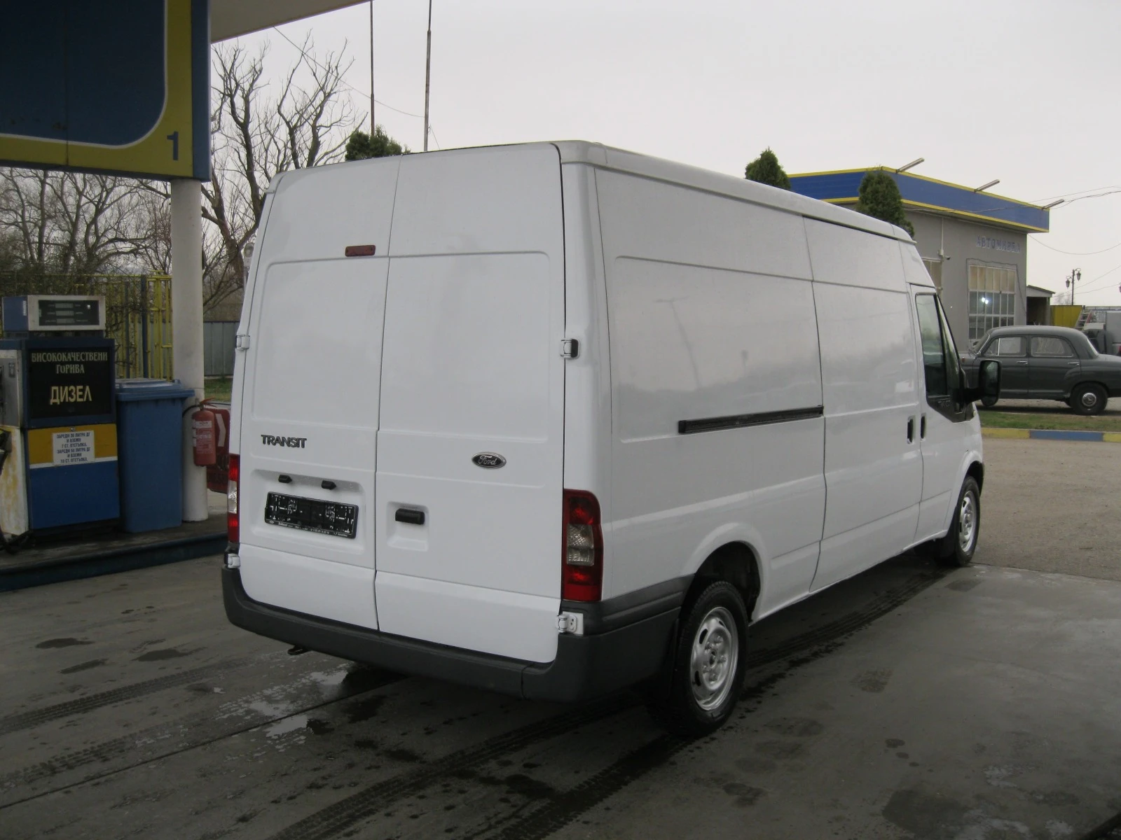 Ford Transit FT300  - изображение 7