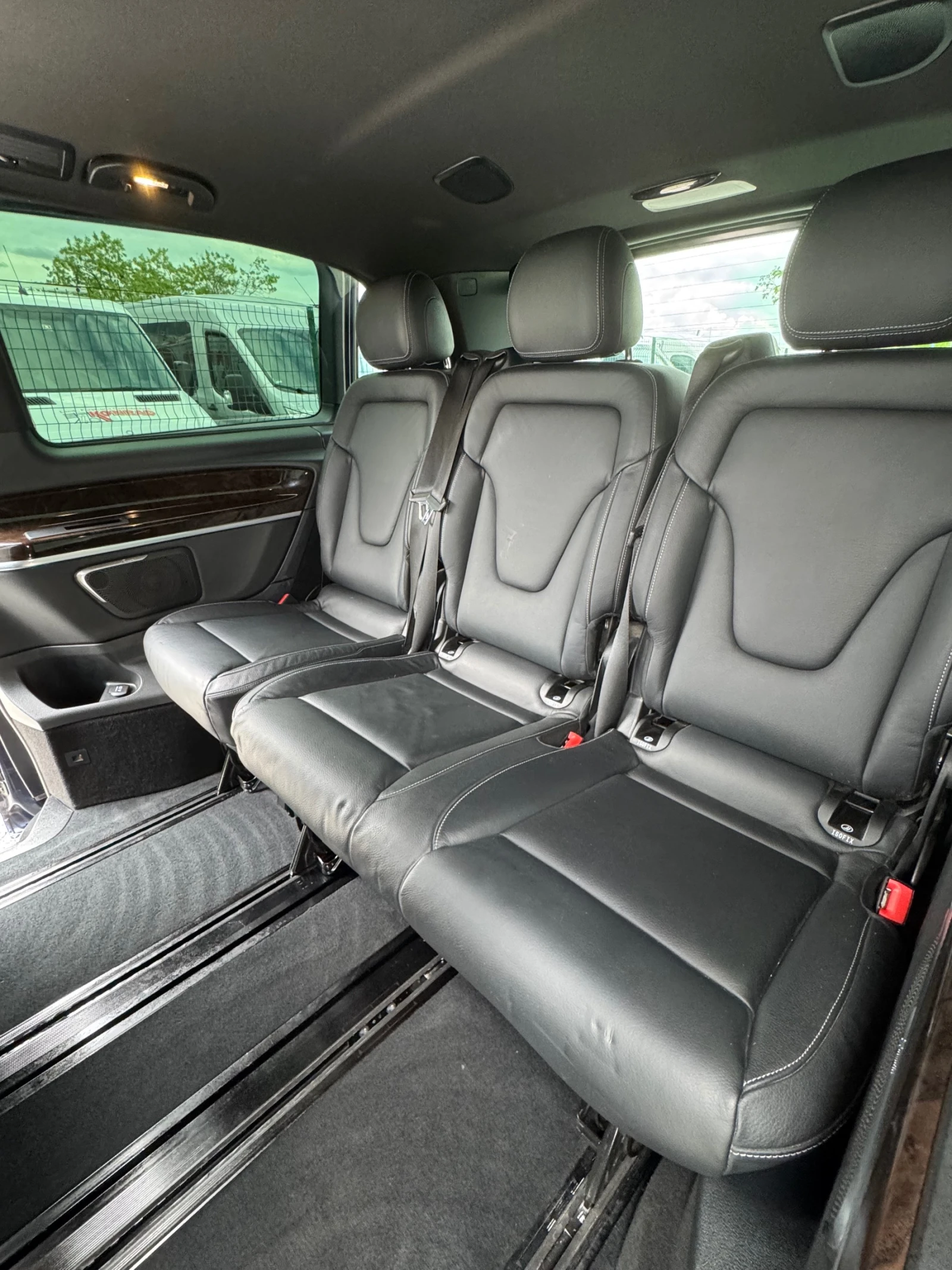 Mercedes-Benz V 250 CDI* Premium* AVANGARDE* 4MATIC* LUX* ТОП* Германи, снимка 13 - Бусове и автобуси - 54609110