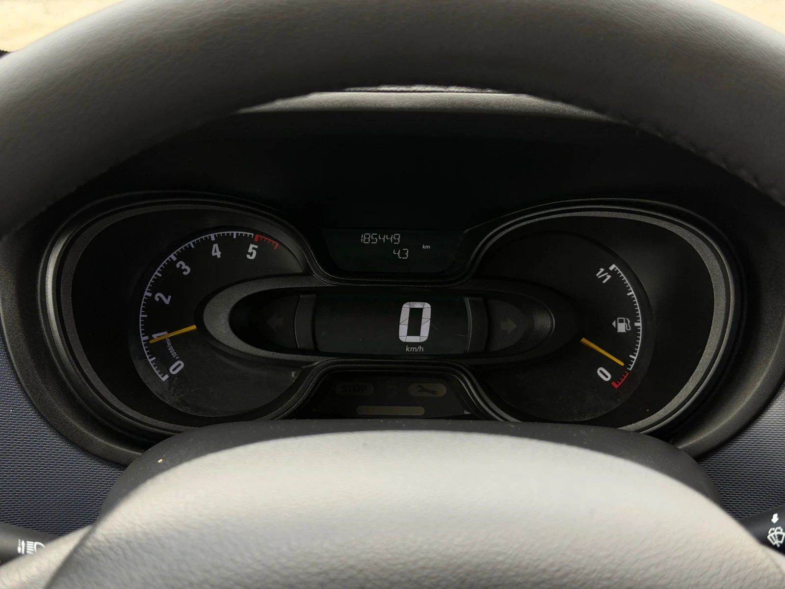 Opel Vivaro 1.6CDTi 116к.с * Климатик* * Евро-6* * Италия* , снимка 17 - Бусове и автобуси - 55011915