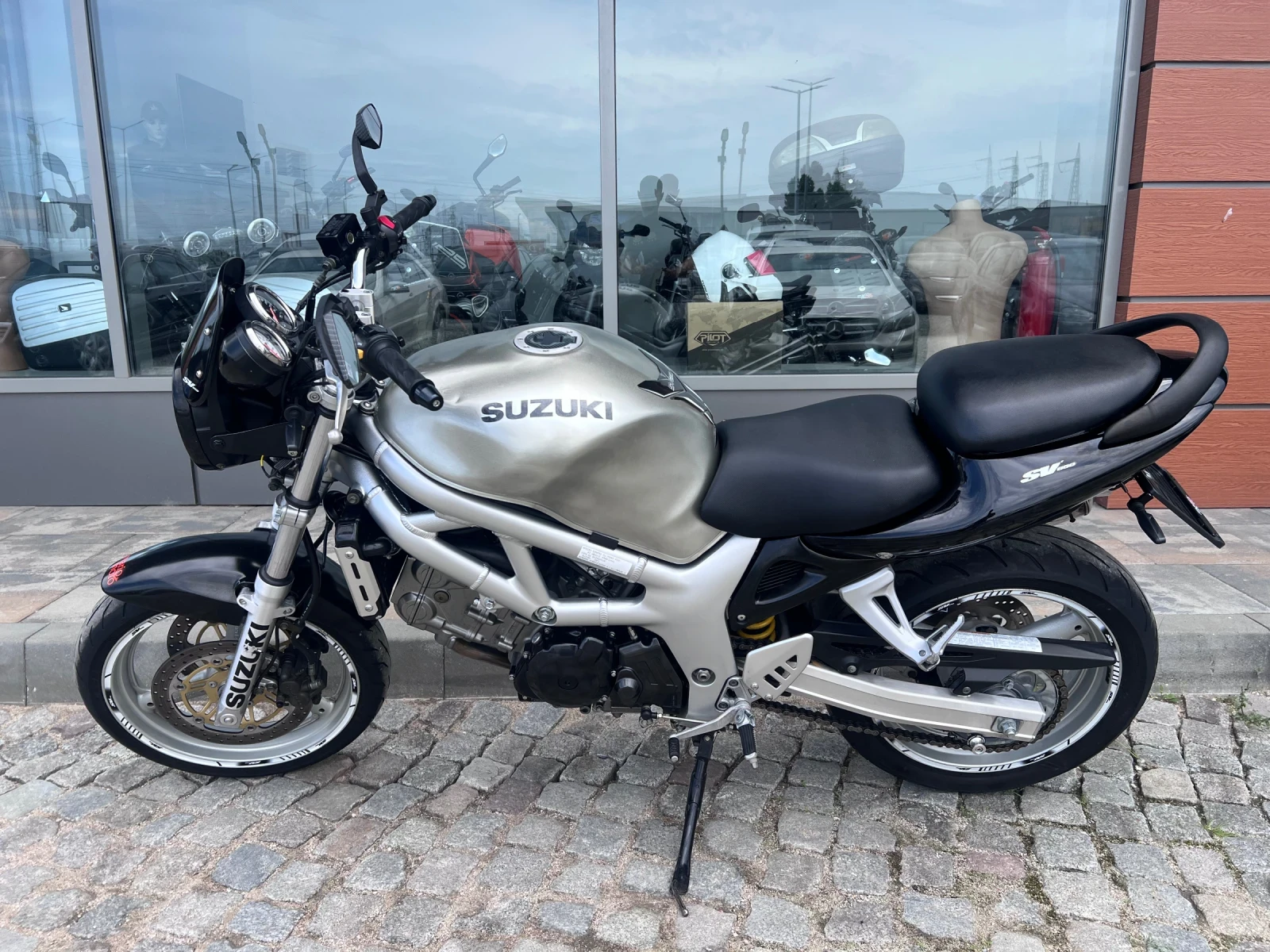 Suzuki SV 650, снимка 4 - Мотоциклети и мототехника - 54464960