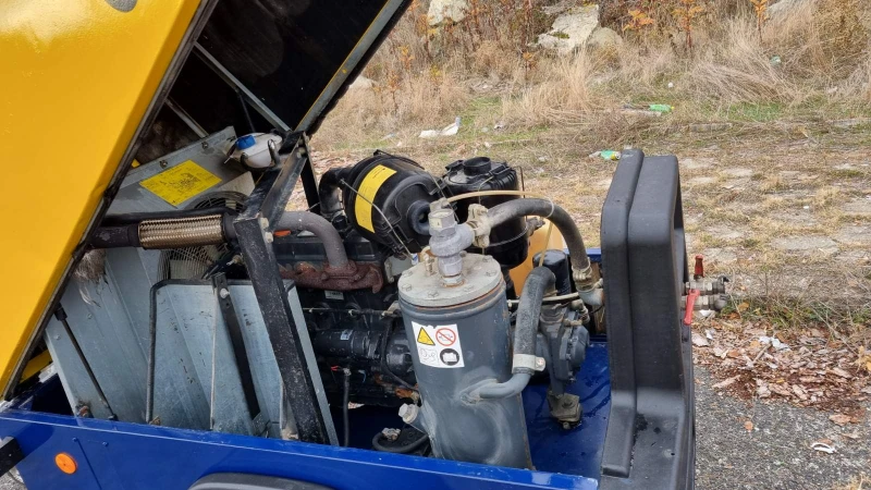 Компресори Друга COMPAIR DLT 0407, снимка 9 - Индустриална техника - 50805413