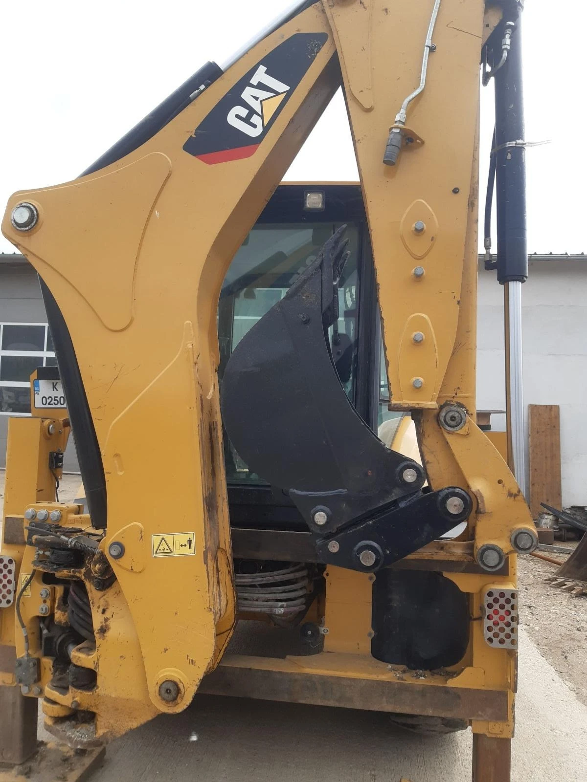  Cat      | Mobile.bg   1