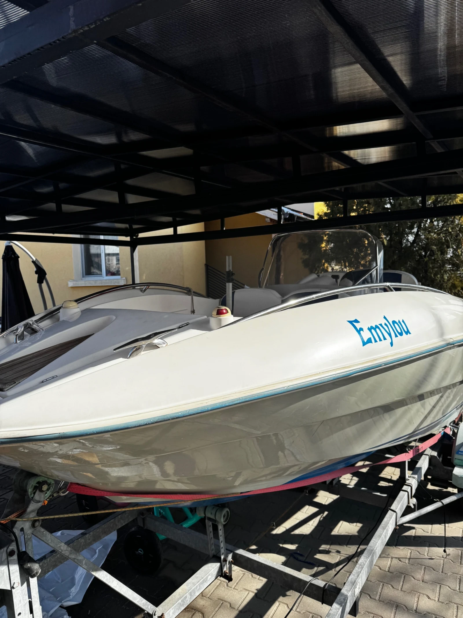 Моторна яхта Quicksilver 505 Commander регистрирана!, снимка 7 - Воден транспорт - 53853917