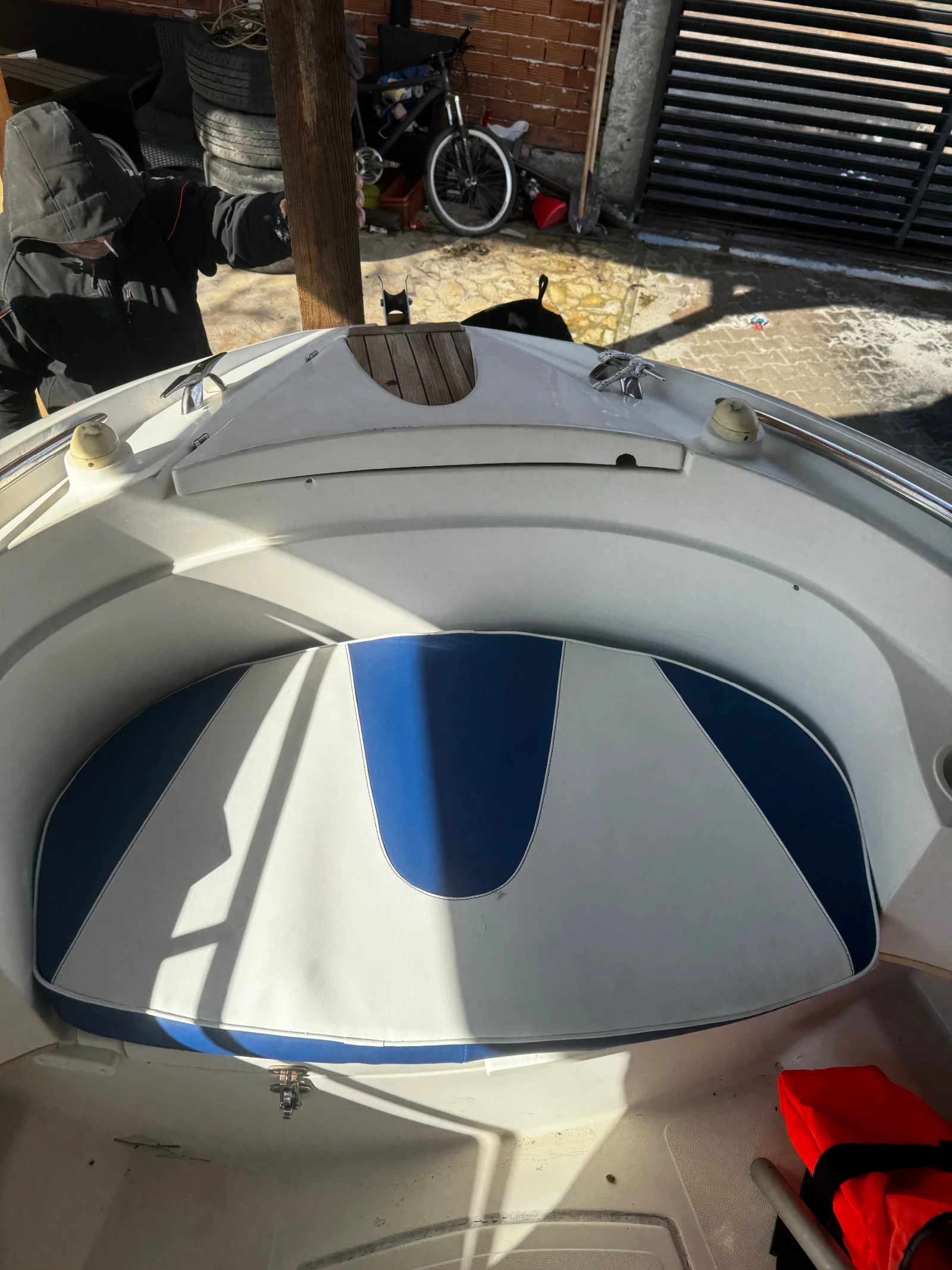 Моторна яхта Quicksilver 505 Commander регистрирана!, снимка 12 - Воден транспорт - 53853917