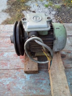Ел.двигател трифазен 0,5 kW 1400 оборота, снимка 1