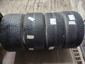 Гуми Зимни 275/35R21, снимка 1 - Гуми и джанти - 40459697