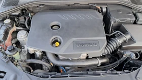 Volvo V60 РЕАЛНИ КМ ИЗКЛЮЧИТЕЛНО СЕРВИЗ КНИЖК ОБСЛУЖН УНИКАТ, снимка 17