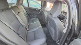 Volvo V60 РЕАЛНИ КМ ИЗКЛЮЧИТЕЛНО СЕРВИЗ КНИЖК ОБСЛУЖН УНИКАТ, снимка 16
