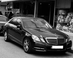 Mercedes-Benz E 350 Купена НОВА в България | КОМЕНТАР ПО ЦЕНА, снимка 3