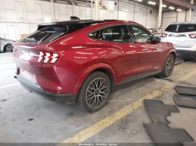 Ford Mustang Mach-E Premium AWD, снимка 4
