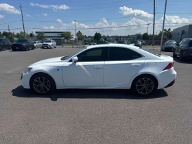 Lexus IS 300 * 4dr Sdn AWD * CARFAX * ОПЦИЯ ЗА ФИНАНСИРАНЕ, снимка 2