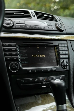 Mercedes-Benz E 500, снимка 7
