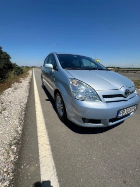 Toyota Corolla verso, снимка 4