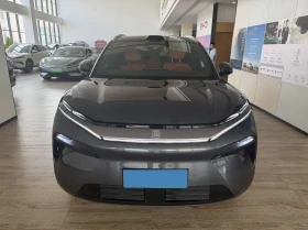 ����� �� �������� �� BYD Tang L AWD Flagship 6+ 1 ��� �-�� ������ 