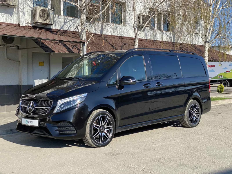 Mercedes-Benz V 300 4Matic AMG Line Long, снимка 7 - Автомобили и джипове - 44976182