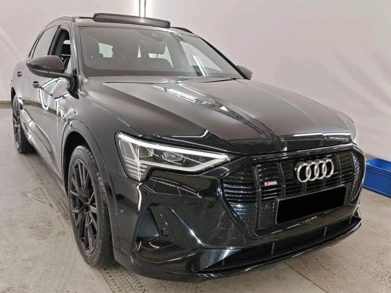 Audi E-Tron 55 S-Line* Quattro, снимка 3 - Автомобили и джипове - 46748088